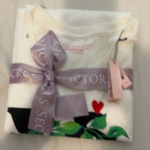 Victoria Sectret’s PJ obo